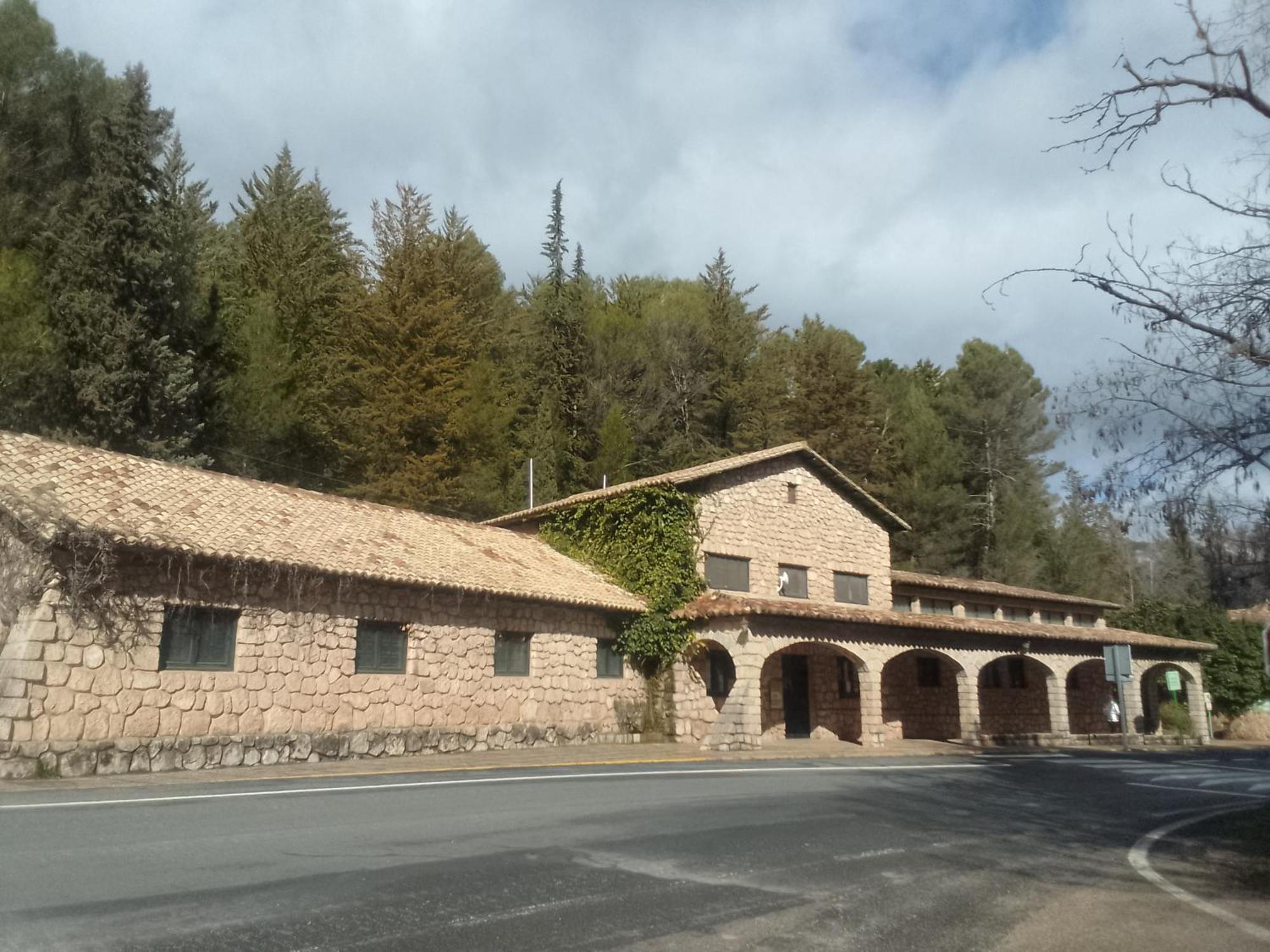 קוטו ריוס Albergue Ruta Rio Borosa מראה חיצוני תמונה